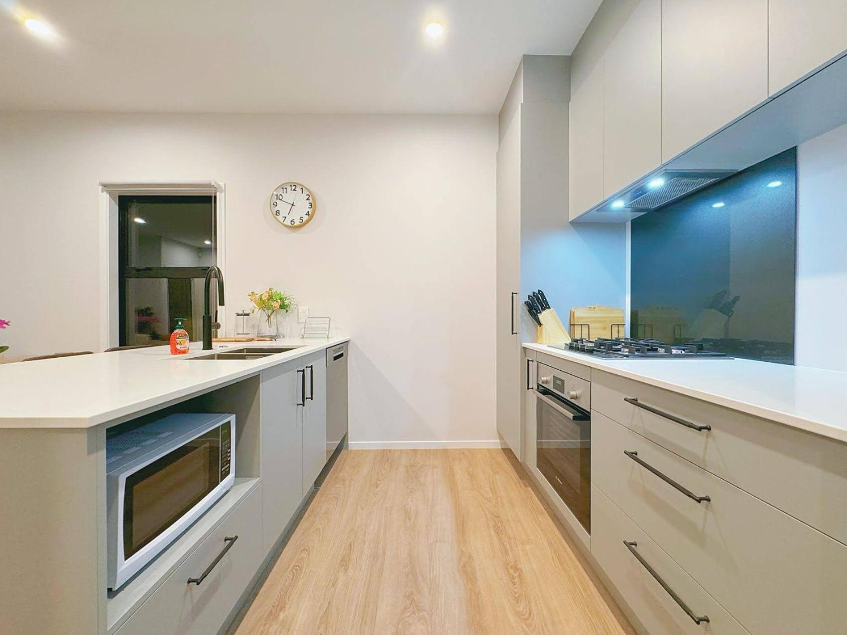 Modern & Stylish 3 Bedroom At Lowerhutt โลเวอร์ฮัท ภายนอก รูปภาพ